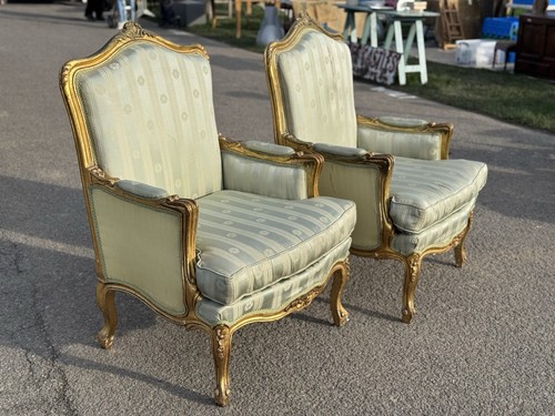 Pair vintge antique louis - of,