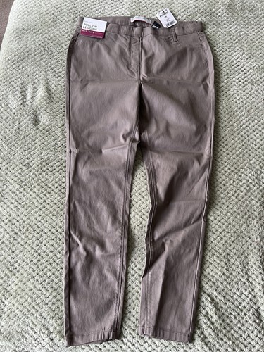 Next ladies pull leggings - on,