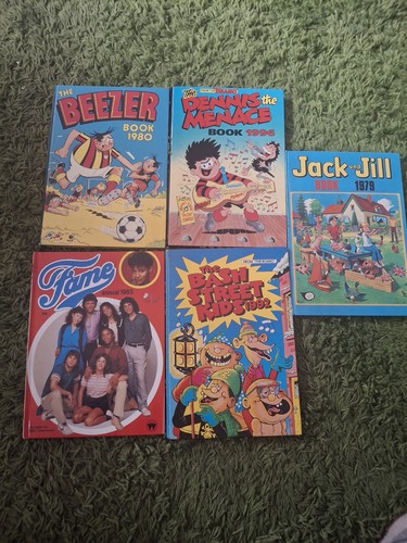 Old annual various bundle - annual,