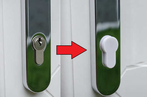 Keyhole lock cover - of,