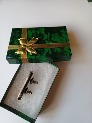 Lap steel guitar pin - lap,