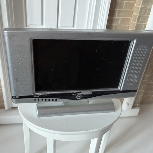 Dolls house emporium - tv, 12th