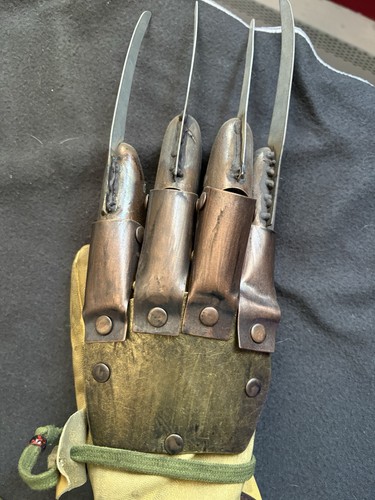 Freddy krueger glove part - freddy,