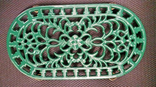 Oval cast iron trivet - iron, in