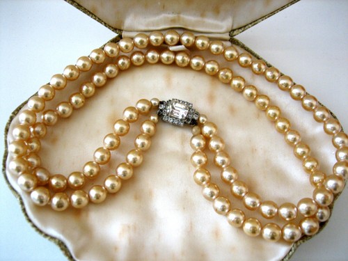 Pompadour pearls 2xstrings - pompadour,