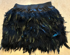 Persona Black Genuine Feather