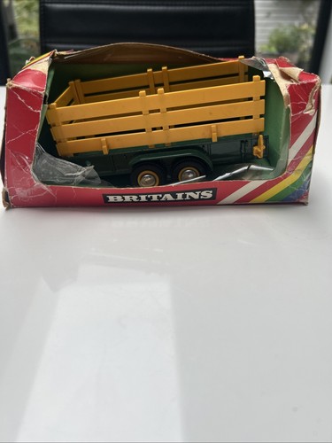 Britains farm 9555 green - farm,