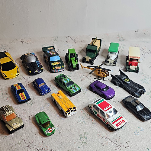 Matchbox diecast mixed vehicle - matchbox,