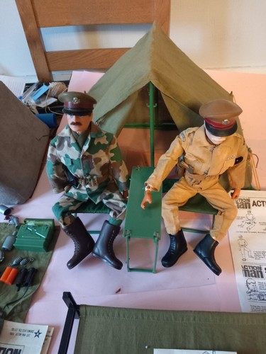 Vintage actionman figures - vintage, ×2