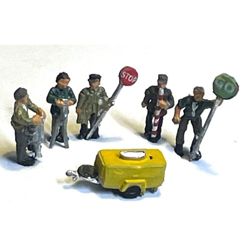 Road repair crew compressor - road,
