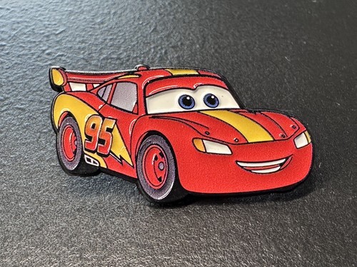 Lightning mcqueen enamel pin - lightning,
