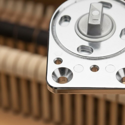 Upright piano soft - soft, close