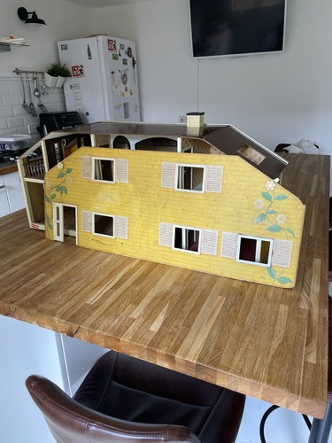 Lundby vintage doll house - doll's,