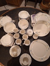 SHADE CREST CROCKERY 8 PEICE SET VINTAGE 1970