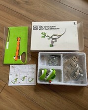 Build your own dinosaur Saml