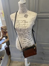 Ladies leather dark tan and