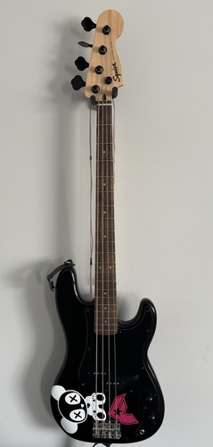 Squire bass and amp - squire,