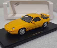 Porsche 928 GTS 1992 Yellow