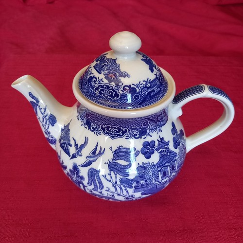 Churchill willow pattern - pattern', tea