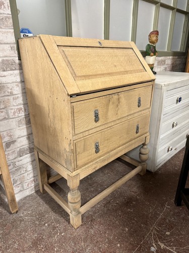 Stripped oak bureau - oak,