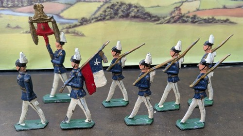Vintage semi flat metal toy - flat,
