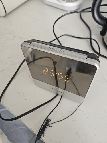 Phillips aj3231 clock radio - aj3231/05,