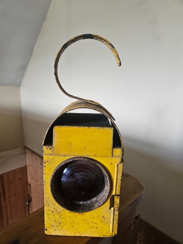 Chalwyn vintage yellow - vintage,