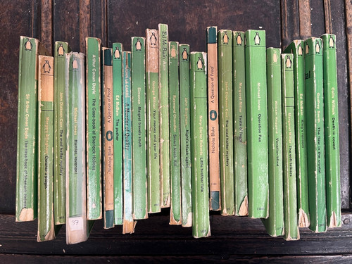 23x vintage green penguin - 23x,
