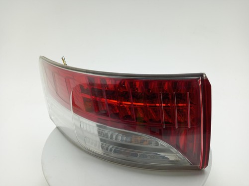 Toyota avensis tail light rear - avensis,
