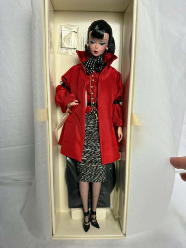 Barbie fashion editor fao - barbie,
