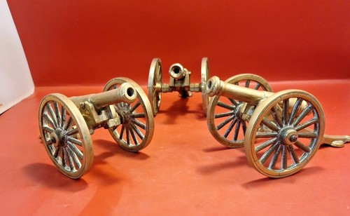 Vintage brass table cannons - brass,
