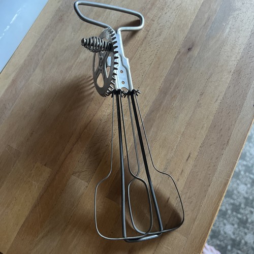 Vintage hand whisk egg cake - hand,