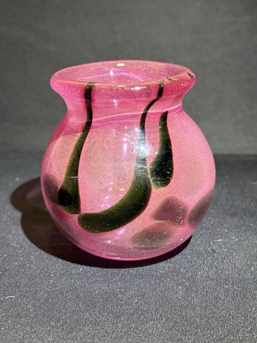 Vintage art glass bud - vintage, vase