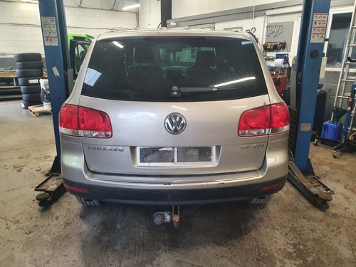 Breaking volkswagen touareg - volkswagen,