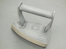 VINTAGE CAST IRON No5 FLAT
