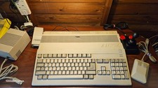 COMMODORE AMIGA A 500 A500 & 5 GAMES + 14 DEMO DISKS CONSOLE BUNDLE #RS11RB8 1MB