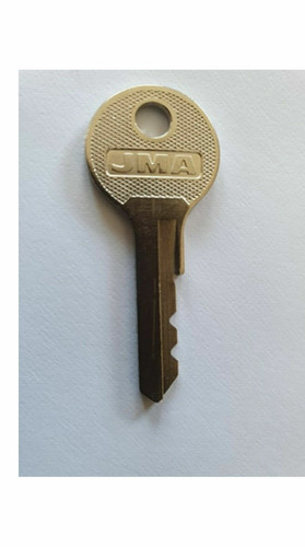 Lowe fletcher lock focus - lock, l