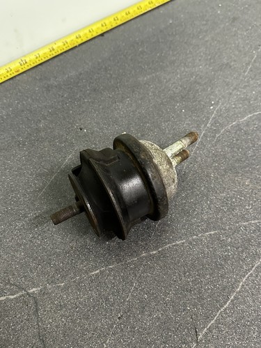 Honda s2000 oem engine mount - oem,