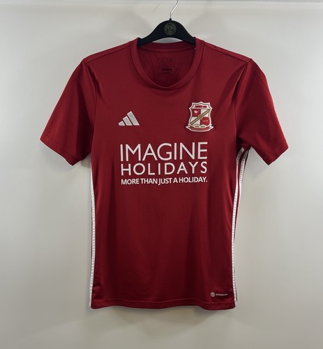 Swindon town training - swindon,