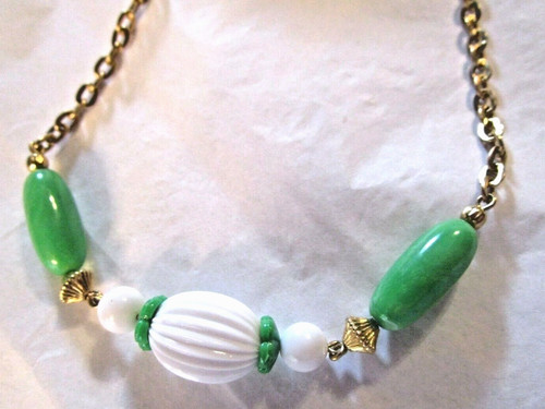 Green white barrel bead - green,