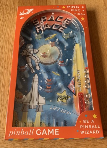 Space race retro pinball - space,