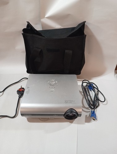 Toshiba tdp s20 - toshiba, projector