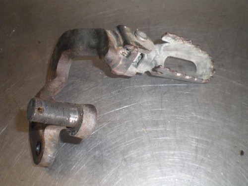 Right footrest yamaha - right,