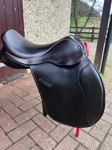 Amz wide saddle brown - 17",