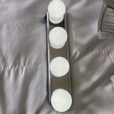 Battery Operated Make Up Light