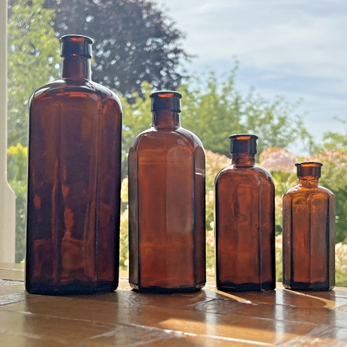Amber milton old glass - amber,