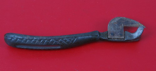 Antique cast iron tin - antique, can
