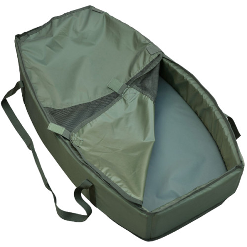 Carp fishing unhooking - ap,