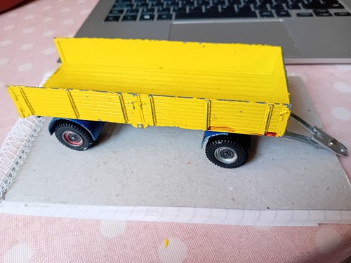 Dinky toys mercedes benz - dinky,
