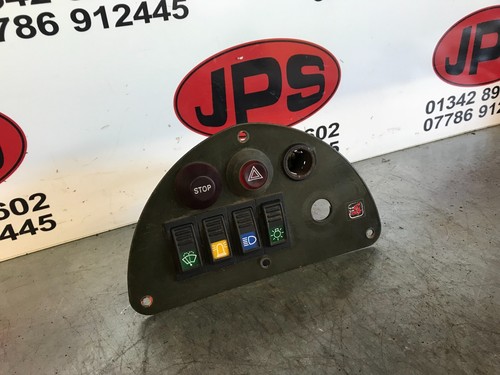Dash switch panel ausa m50 - switch,